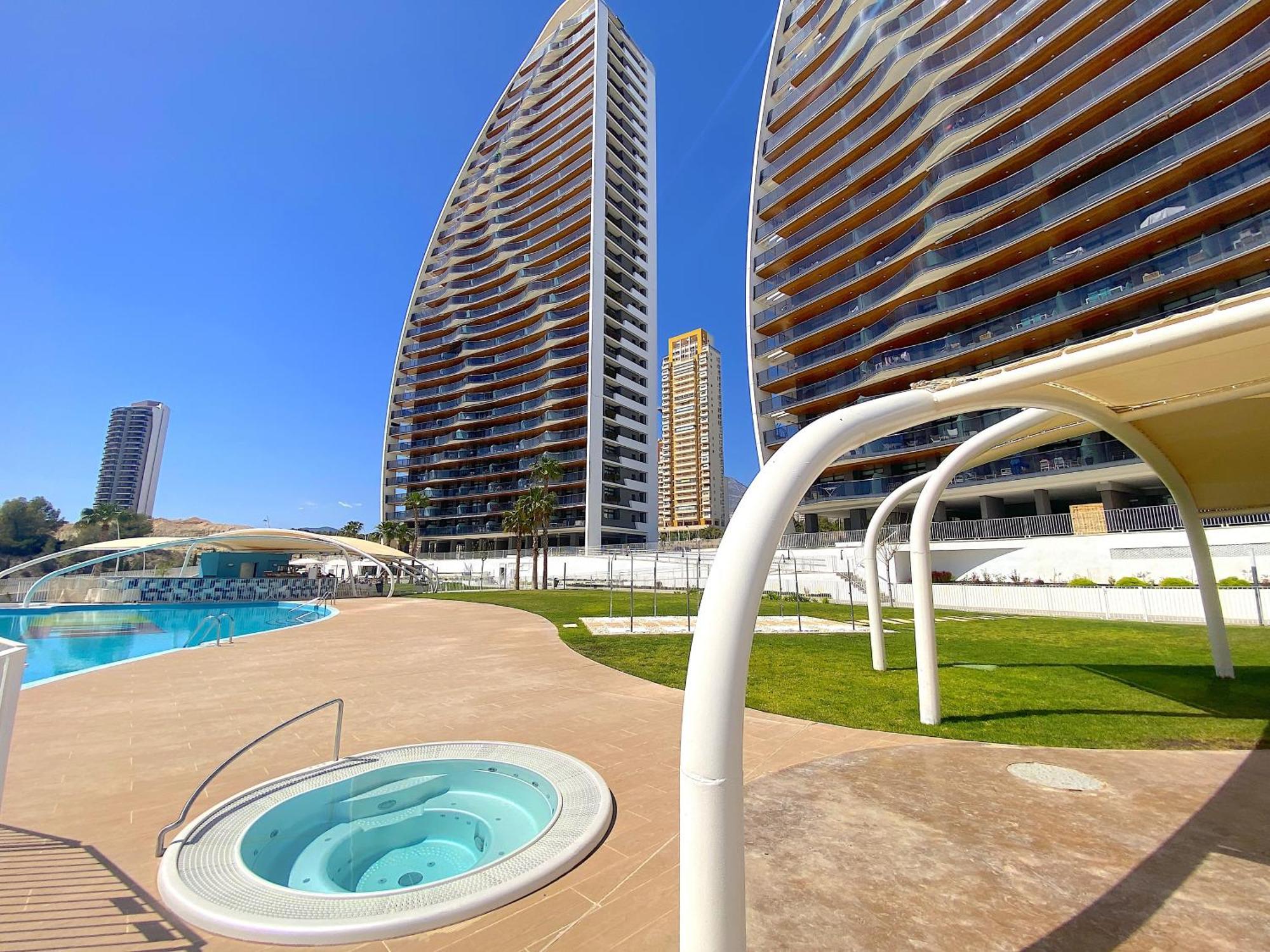 Lujoso Apartament Con Impresionantes Vistas Al Mar Benidorm Kültér fotó