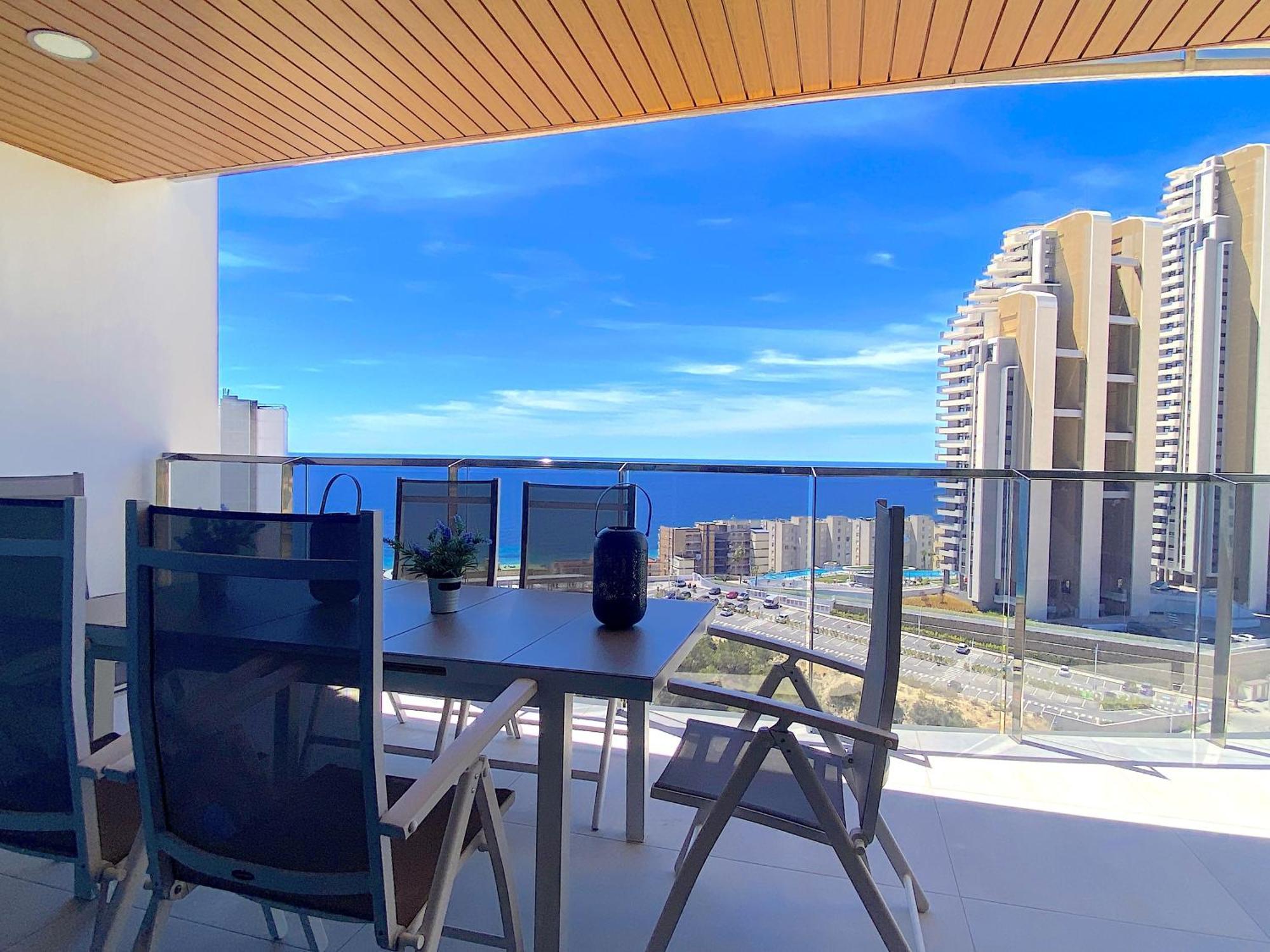 Lujoso Apartament Con Impresionantes Vistas Al Mar Benidorm Kültér fotó
